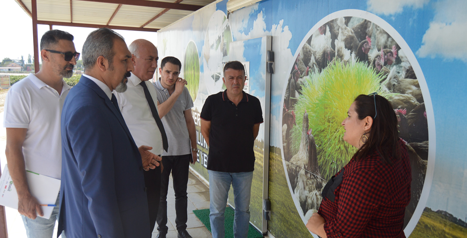 Başkan Tuncel'den Vodafone Akıllı Köy'e Övgü