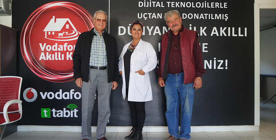 TUREKS Yönetim Kurulu Başkanı'ndan Vodafone Akıllı Köy' e Ziyaret