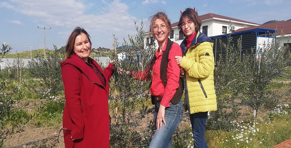Leman Gürler Vodafone Akıllı Köy' ü Ziyaret Etti