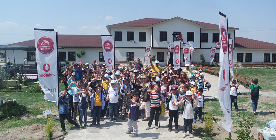 23 Nisan Etkinliklerinin İlk Durağı Vodafone Akıllı Köy Oldu