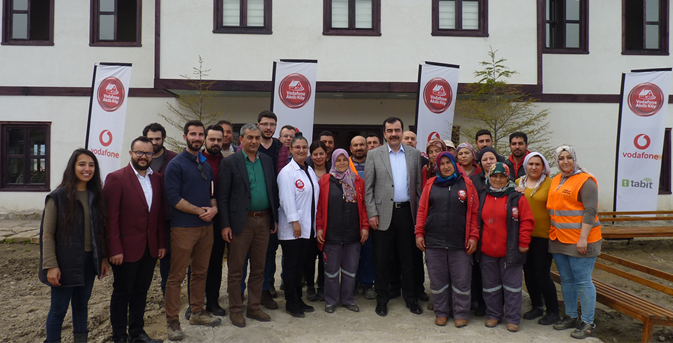 Milletvekili Mehmet Erdem, Vodafone Akıllı Köy’de