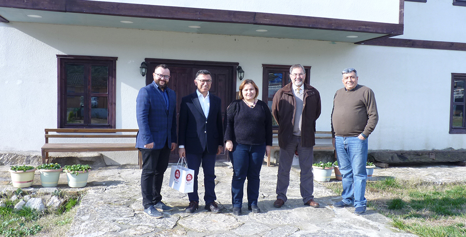 Yaşar Üniversitesi, Vodafone Akıllı Köy’de
